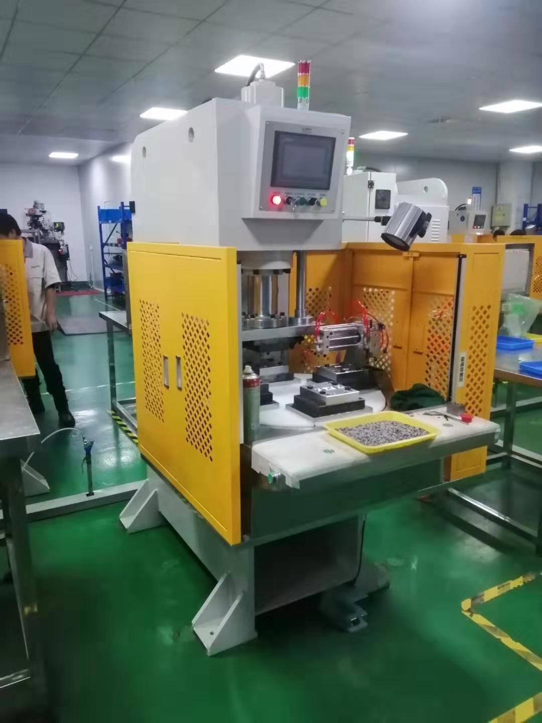 浙江數(shù)控液壓機(jī)廠家