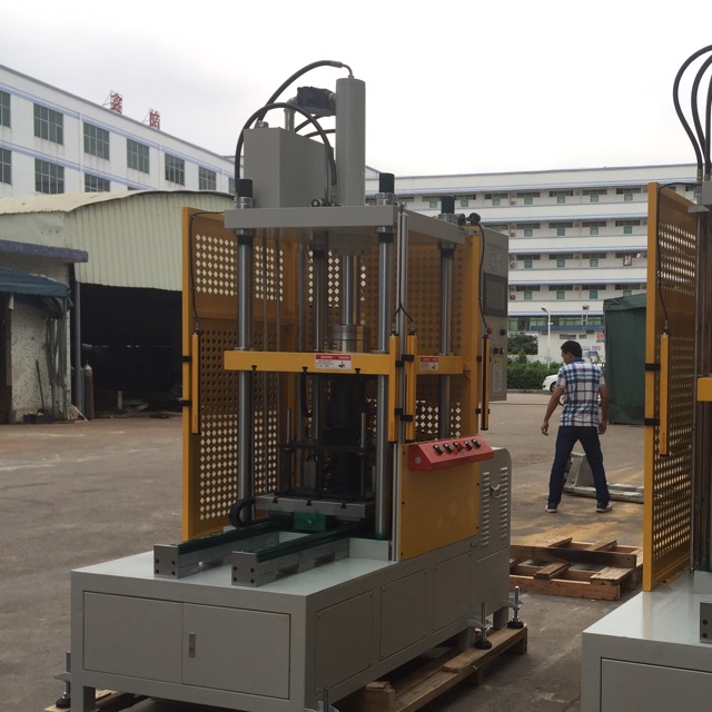 帶滑臺壓鑄件切邊機 四柱液壓機帶滑臺