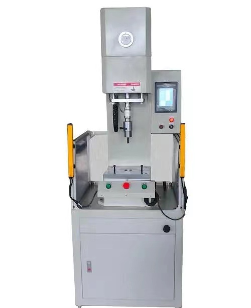 5噸數(shù)控油壓機/數(shù)控油壓壓裝機