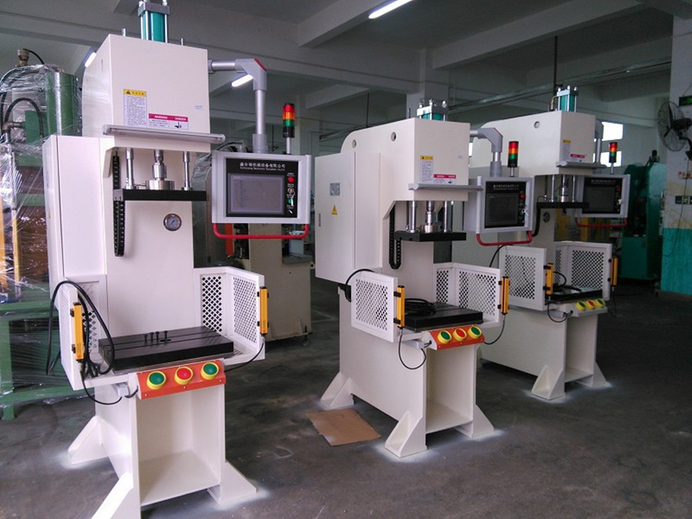 XHL-107SF單柱伺服液壓機 耐用可靠 低噪音 安全合規(guī)