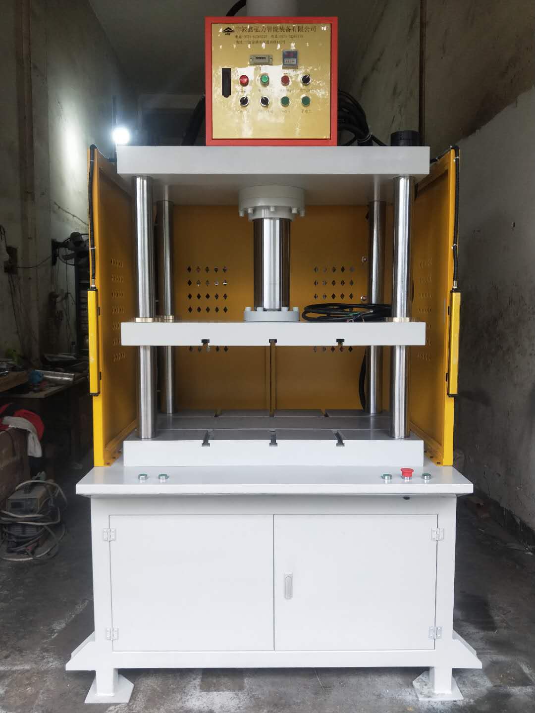 四柱油壓機(jī) 寧波油壓機(jī) 油壓壓裝機(jī)
