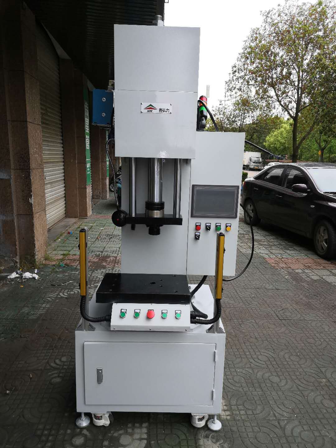 數(shù)控油壓機 單柱油壓機 小型軸承壓裝機