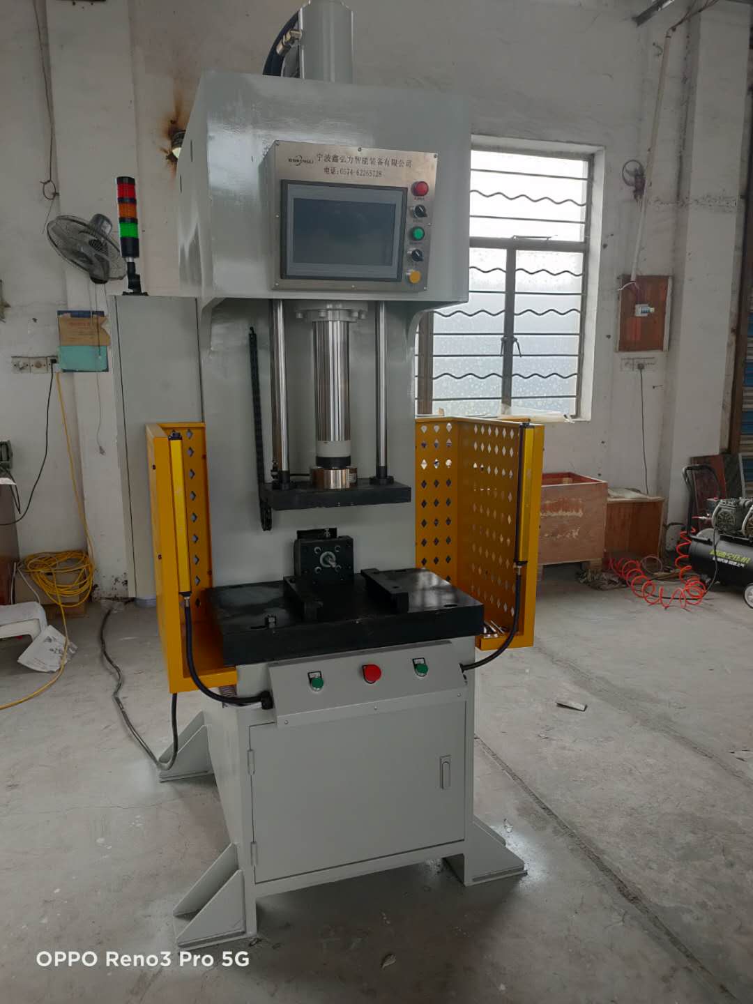 汽車減震器壓裝機(jī)  襯套壓裝機(jī)